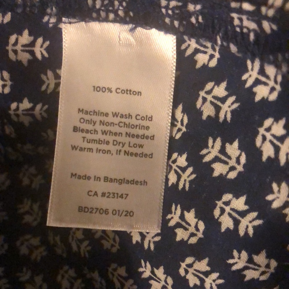 Talbots Size Medium Button Down Long Sleeve Top - image 3